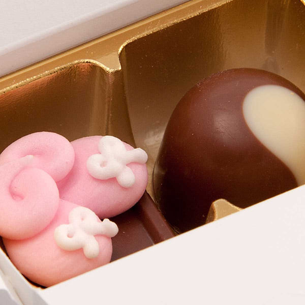 20 x Its A Girl Gift Sets