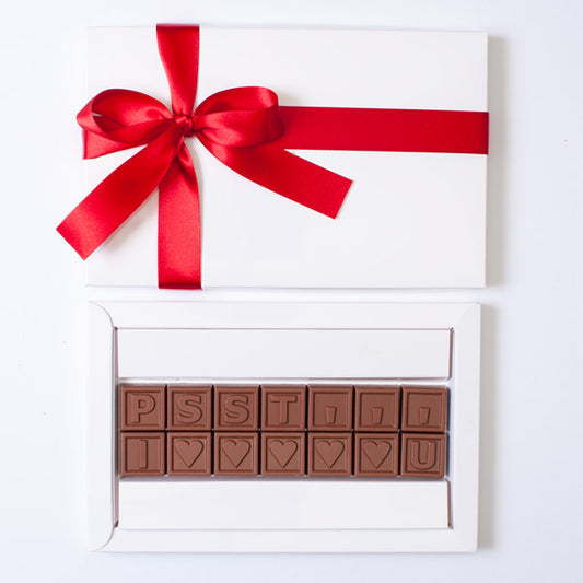 Romantic Gifts Under $30